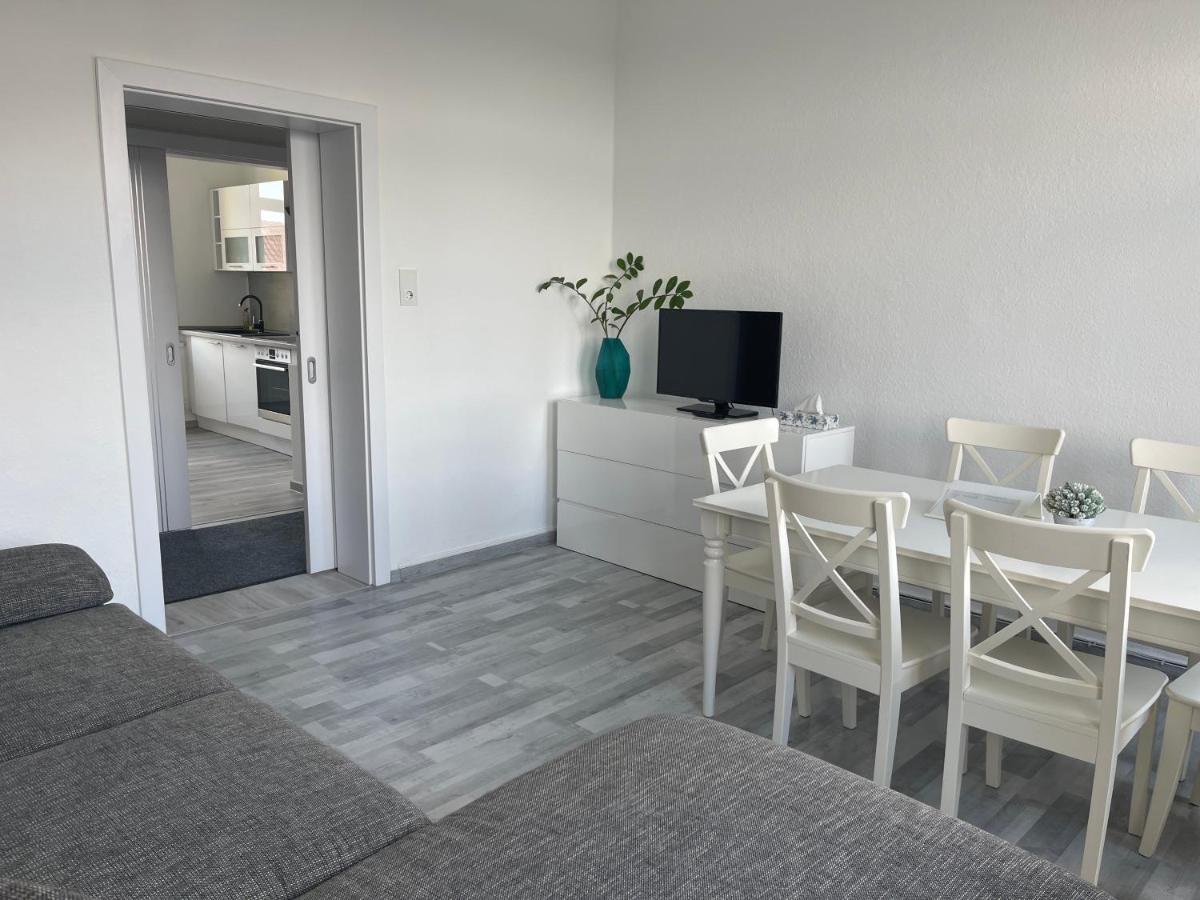Moderne 4 Zimmer Apartment Mit Bergblick Stadtzentrum Contactless Check-In Gehrden  Kültér fotó