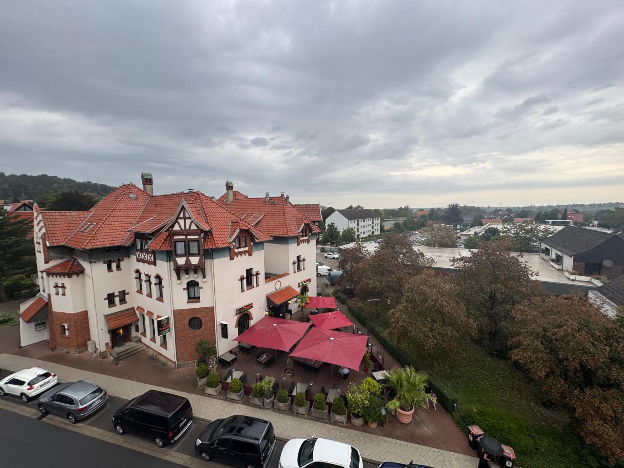 Moderne 4 Zimmer Apartment Mit Bergblick Stadtzentrum Contactless Check-In Gehrden  Kültér fotó